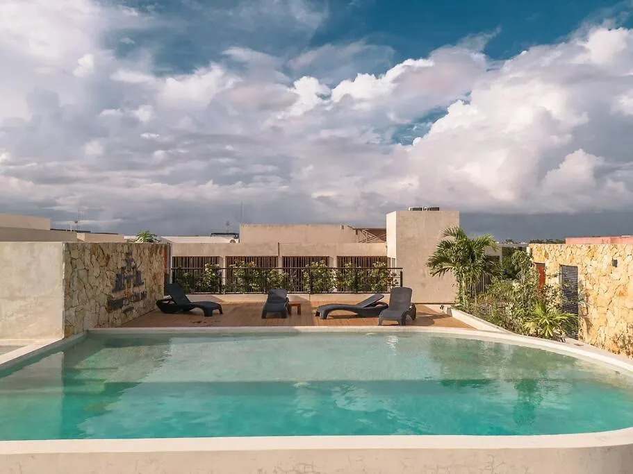 2Br, 2 Pools, Gym, 15Min From Beach Tulum
