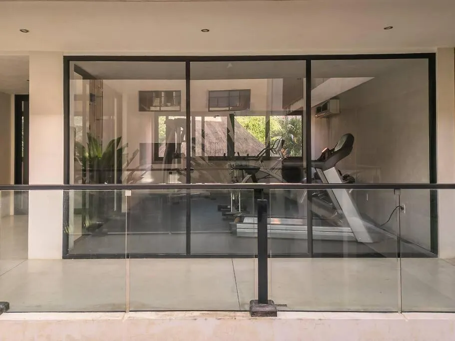 2Br, 2 Pools, Gym, 15Min From Beach Tulum Apartment