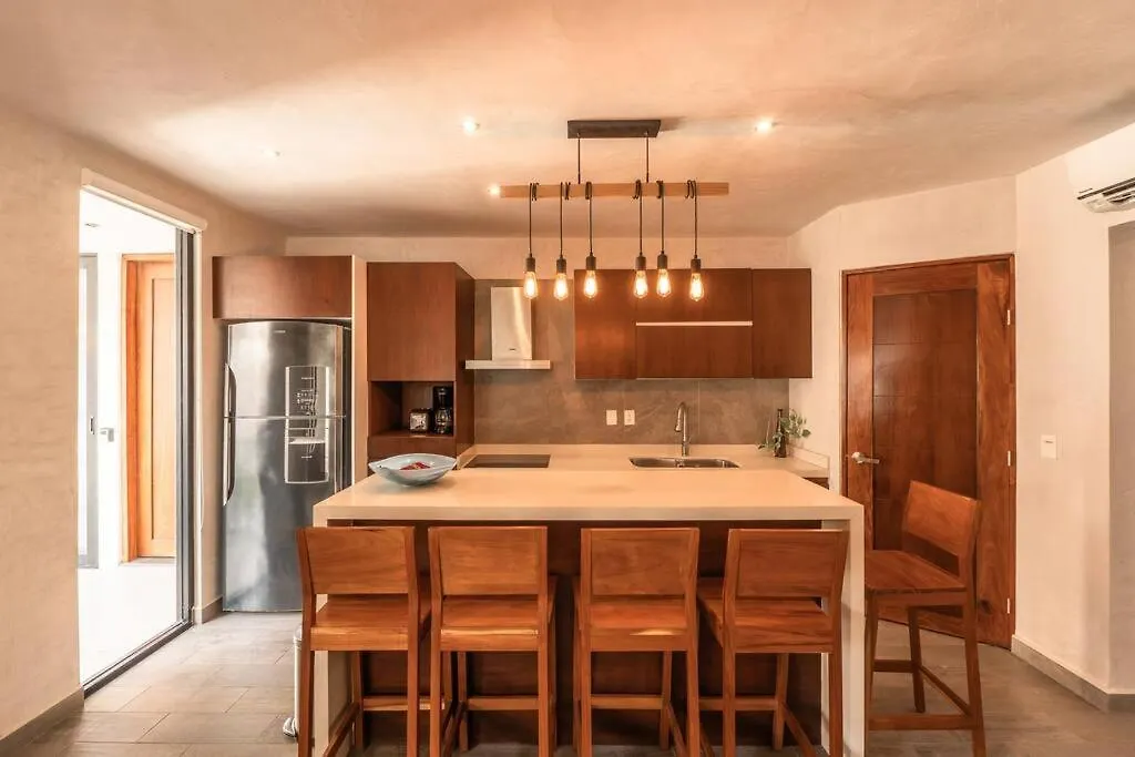 2Br, 2 Pools, Gym, 15Min From Beach Tulum 0*,